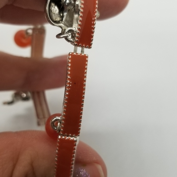 silver orange stretch bracelet with elephants - Picture 5 of 5